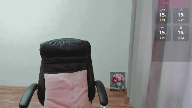 Image 11 of elia_ Stream on Chaturbate on 8 days ago