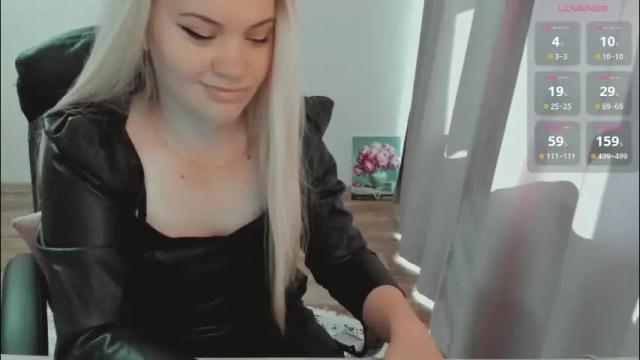 Image 7 of elia_ Stream on Chaturbate on 1 month ago
