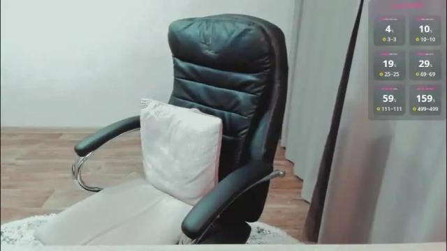 Image 2 of elia_ Stream on Chaturbate on 19 days ago