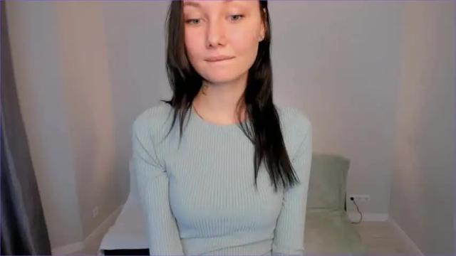 Image 4 of elia_miu Stream on Chaturbate on 15 months ago