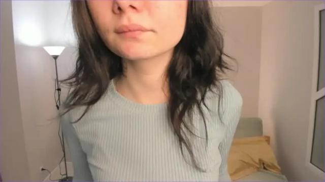 Image 4 of elia_miu Stream on Chaturbate on 15 months ago