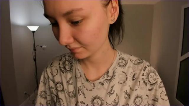 Image 4 of elia_miu Stream on Chaturbate on 20 months ago