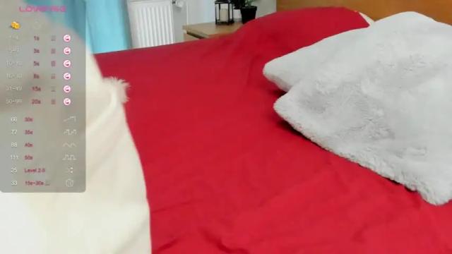 Image 8 of elia_miu Stream on Chaturbate on 18 months ago