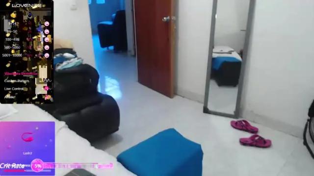 Image 6 of elianaht_fox Stream on Chaturbate on 21 months ago