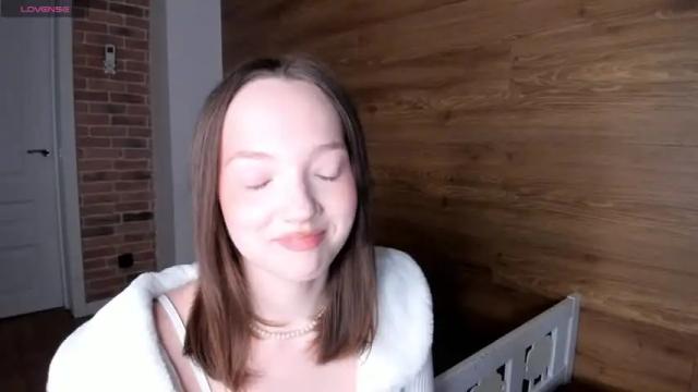 Thumbnail 1, elianareynolds's Stream at Chaturbate, 13 months ago
