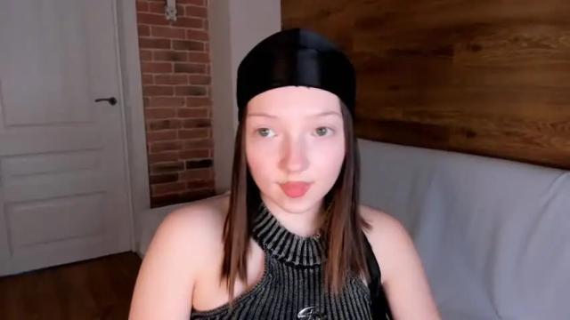 Thumbnail 1, elianareynolds's Stream at Chaturbate, 12 months ago