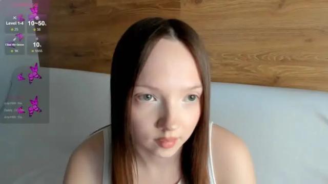 Image 2 of elianareynolds Stream on Chaturbate on 18 months ago