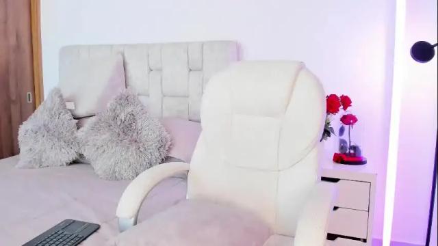 Image 8 of elicortes Stream on Chaturbate on 1 month ago