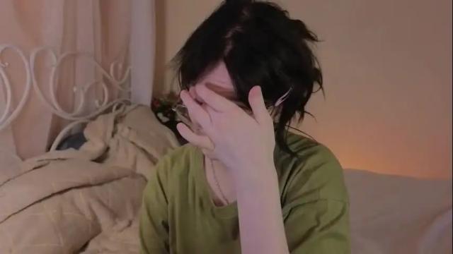 Image 6 of eliejay Stream on Chaturbate on 1 day ago