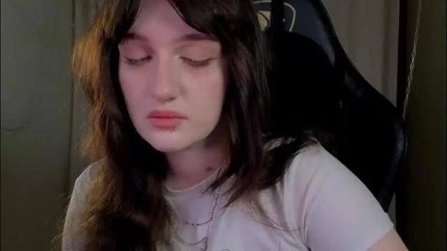 Image 10 of eliejay Stream on Chaturbate on 29 days ago