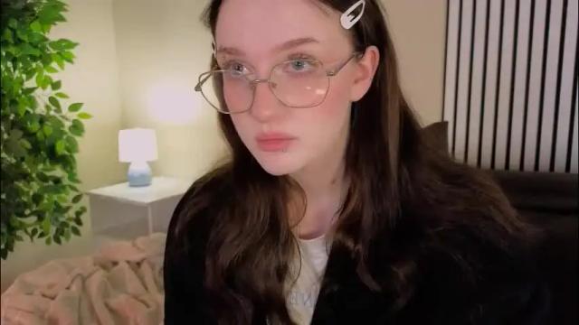 Image 2 of eliejay Stream on Chaturbate on 15 days ago