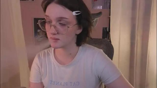 Image 2 of eliejay Stream on Chaturbate on 9 days ago