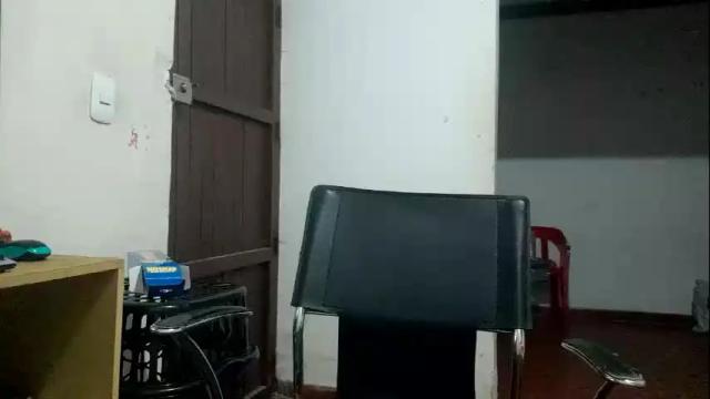 Image 8 of elieli5 Stream on Chaturbate on 29 days ago