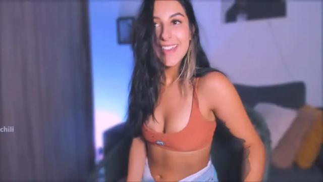 Image 6 of elihotchili Stream on Chaturbate on 15 months ago
