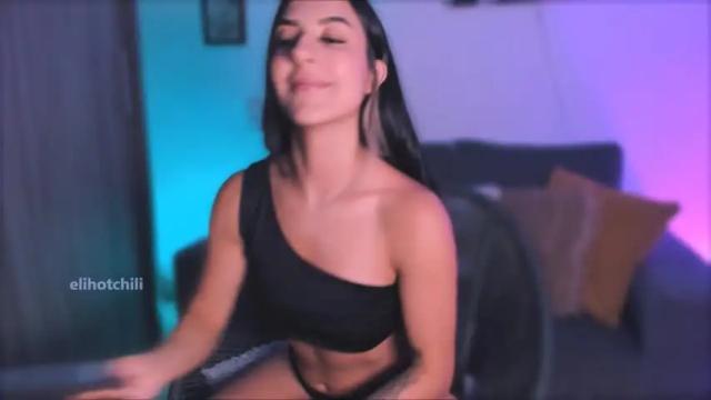 Image 6 of elihotchili Stream on Chaturbate on 15 months ago
