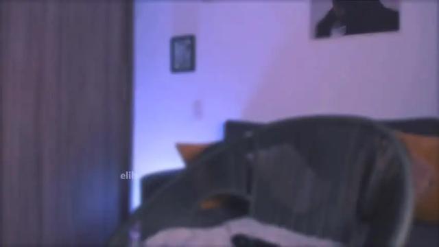 Image 3 of elihotchili Stream on Chaturbate on 15 months ago