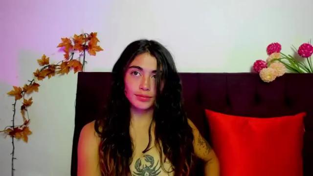 Image 11 of elii_hs Stream on Chaturbate on 20 months ago