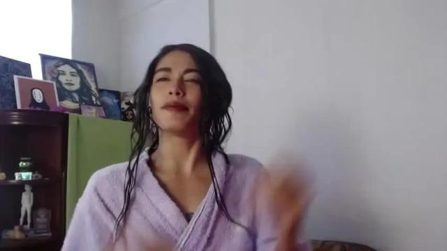 Thumbnail 1, elii_hs's Stream at Chaturbate, 20 months ago