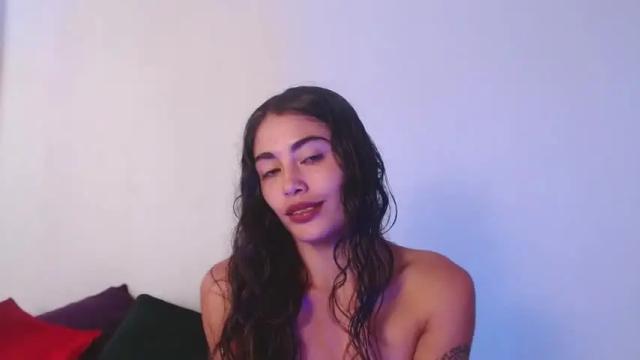 Image 10 of elii_hs Stream on Chaturbate on 20 months ago