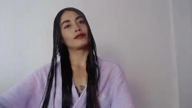 Image 2 of elii_hs Stream on Chaturbate on 20 months ago