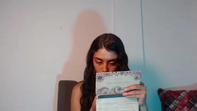 Image 3 of elii_hs Stream on Chaturbate on 18 months ago