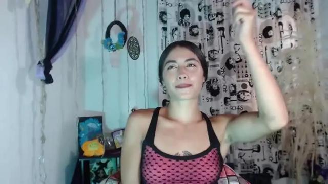 Image 2 of elii_hs Stream on Chaturbate on 14 months ago