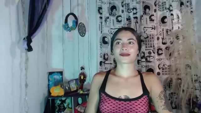 Image 3 of elii_hs Stream on Chaturbate on 14 months ago