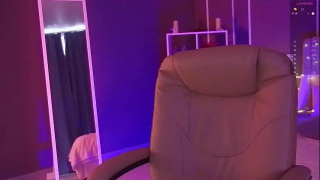 Image 8 of elina_nortas Stream on Chaturbate on 9 days ago