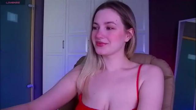 Image 6 of elina_nortas Stream on Chaturbate on 1 month ago