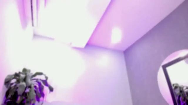 Image 10 of elisa_castrillon Stream on Chaturbate on 12 months ago