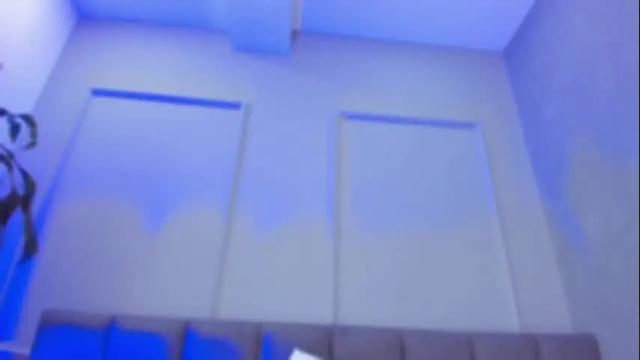Image 11 of elisa_castrillon Stream on Chaturbate on 14 days ago