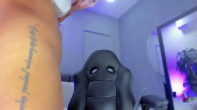 Image 11 of elisa_castrillon Stream on Chaturbate on 1 month ago