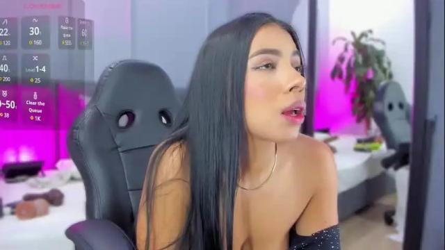 Image 4 of elisa_castrillon Stream on Chaturbate on 5 days ago