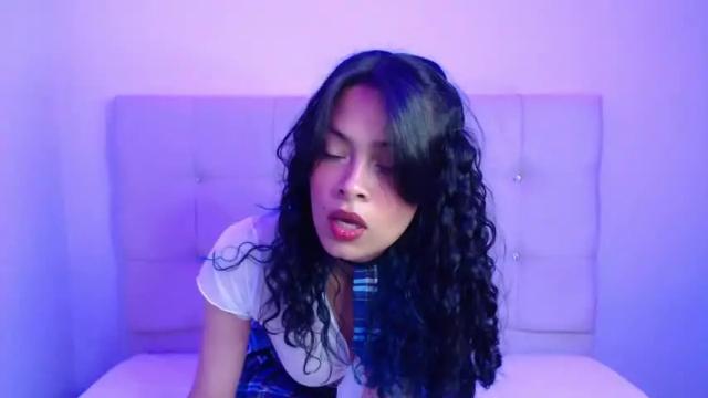 Image 10 of elisa_diaz_14 Stream on Chaturbate on 19 months ago