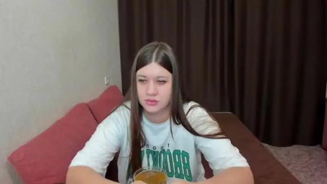 Thumbnail 3, elisa_kollin's Stream at Chaturbate, 13 months ago