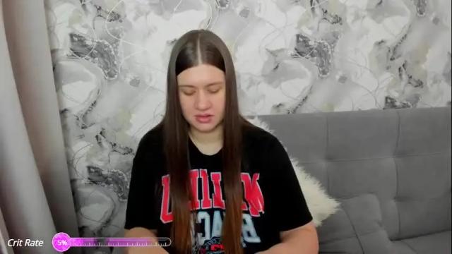 Image 2 of elisa_kollin Stream on Chaturbate on 1 month ago