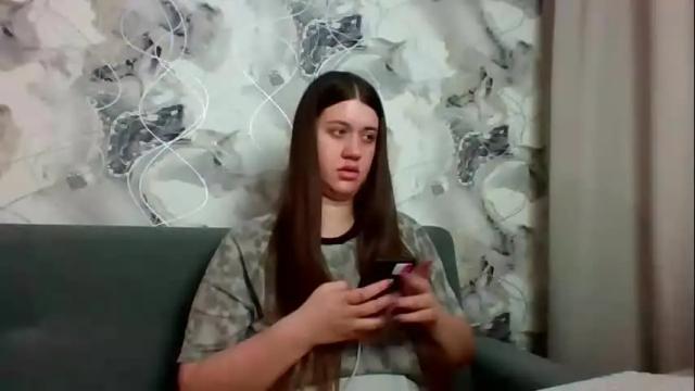 Image 8 of elisa_kollin Stream on Chaturbate on 27 days ago