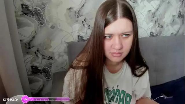 Image 2 of elisa_kollin Stream on Chaturbate on 12 days ago