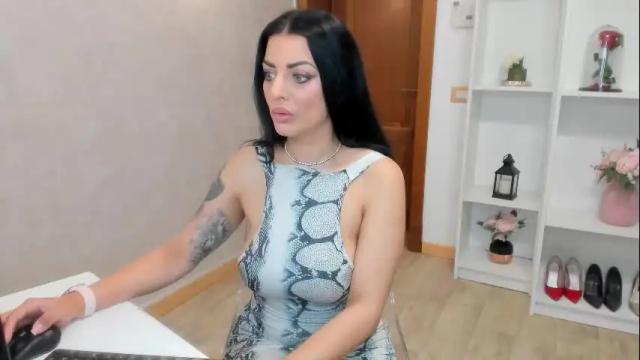 Image 4 of elisabaxter Stream on Chaturbate on 11 days ago