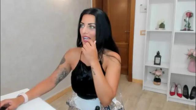 Image 6 of elisabaxter Stream on Chaturbate on 1 month ago