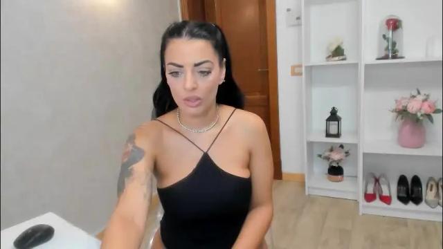 Image 7 of elisabaxter Stream on Chaturbate on 11 days ago