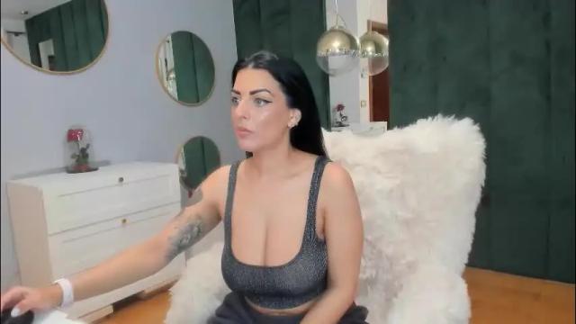 Image 7 of elisabaxter Stream on Chaturbate on 13 days ago