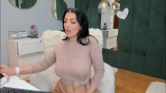 Thumbnail 1, elisabaxter's Stream at Chaturbate, 1 day ago