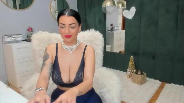 Image 10 of elisabaxter Stream on Chaturbate on 1 month ago