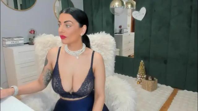 Image 7 of elisabaxter Stream on Chaturbate on 1 month ago