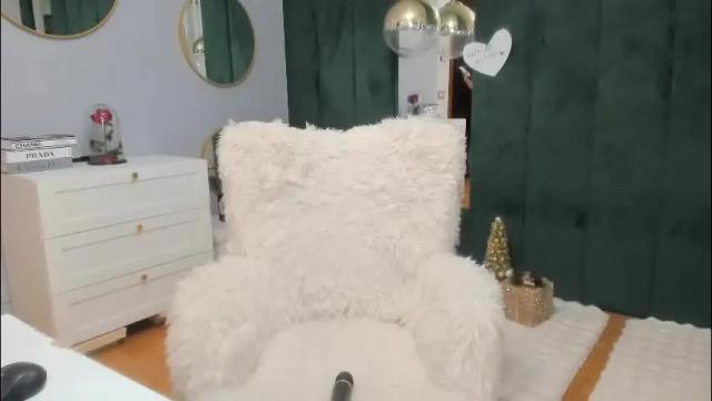 Image 2 of elisabaxter Stream on Chaturbate on 1 month ago