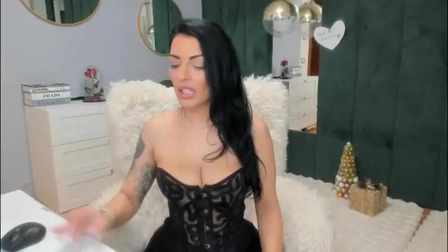 Image 8 of elisabaxter Stream on Chaturbate on 1 month ago