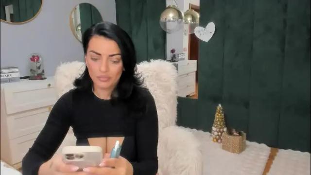 Image 6 of elisabaxter Stream on Chaturbate on 1 month ago