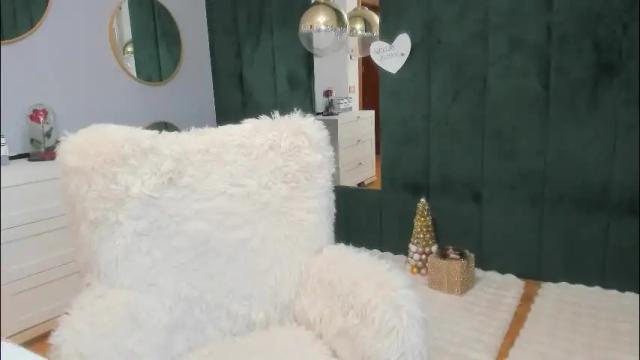 Image 7 of elisabaxter Stream on Chaturbate on 26 days ago