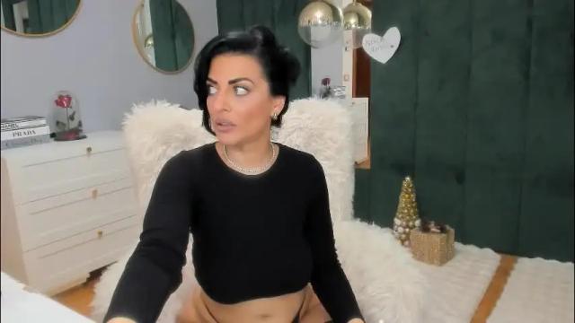 Thumbnail 2, elisabaxter's Stream at Chaturbate, 17 days ago